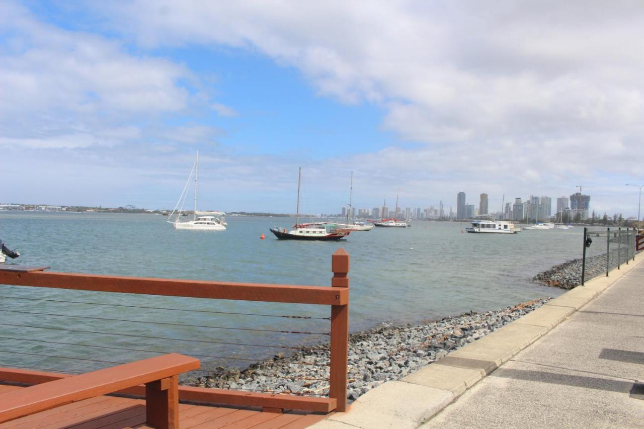 Broadwater Keys Holiday Apartments Gold Coast Eksteriør bilde